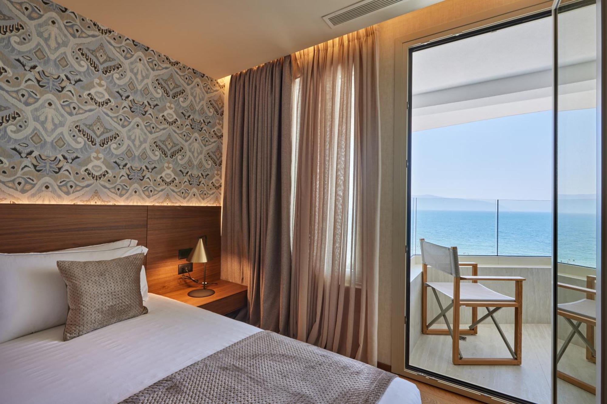 Valis Luxury Hotel Vlorë Exteriör bild